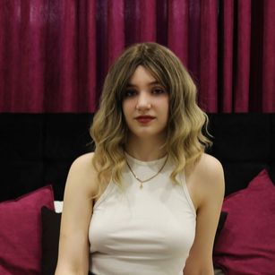 Model - MilenaFord heels