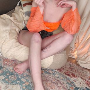 Model - Agathakisa fingering