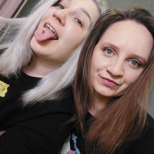 Model - HotSpice kiss