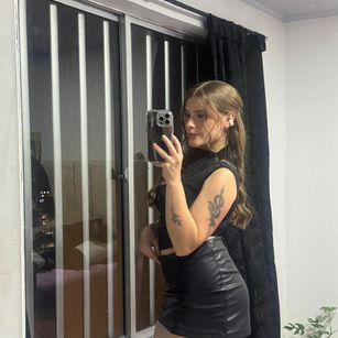 Model - HannaCutte joi