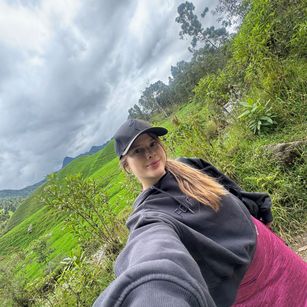 Model - HannaCutte blowjob