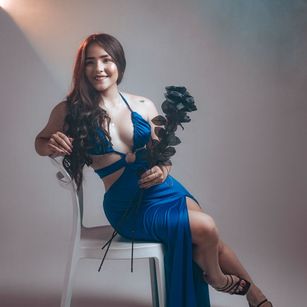 Model - Manelyks anal