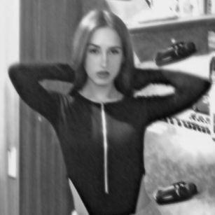 Model - Emilia natural