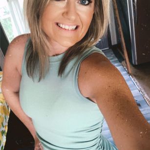 Model - Sage Sky sexy