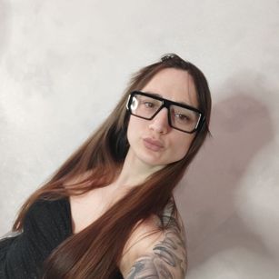 Model - Kris mistress