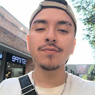 Model - Alex bigcock