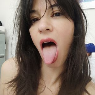 Model - Sarah Silver latex