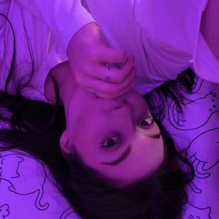 Model - Selina striptease