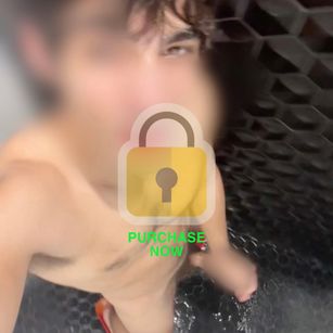 Model - The18BoyNextDoor 18