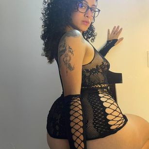 Model - Nicol Torres teen