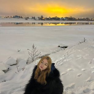 Model - Eva longhair