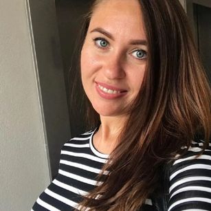 Model - olexamiller stockings