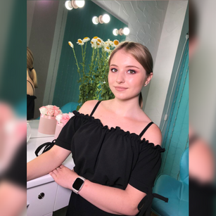 Model - Kisune talktome