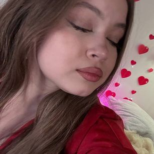 Model - Eva Moore feet