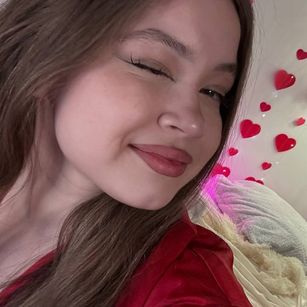 Model - Eva Moore pantyhose