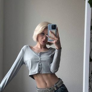 Model - Aliccecutte findom