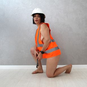 Model - SandraHormas mature