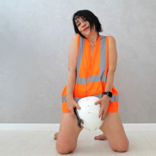 Model - SandraHormas cum