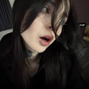 Model - Hi_Kylie dark