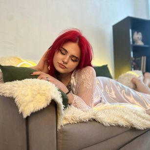 Model - Jane smalltits