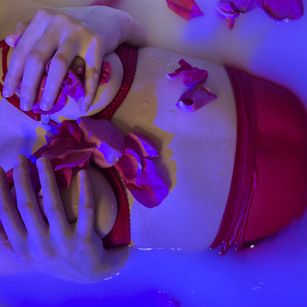 Model - MiaaSmailll bigboobs