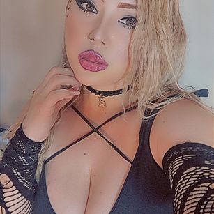 Model - kendal estrellaprno