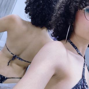 Model - PairinSanders shower