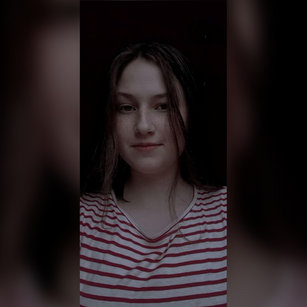 Model - StrawberryCornrows greeneyed