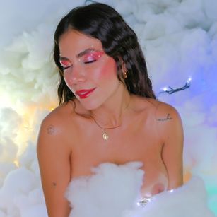 Model - NathalieSwan bigboobs