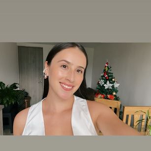 Model - Christina  Dias nice