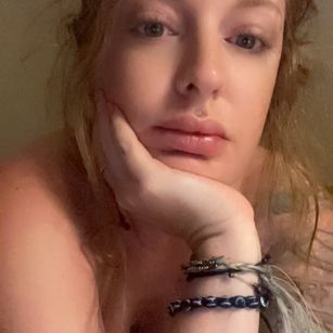 Model - Veronica sissy