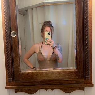 Model - Veronica CBT