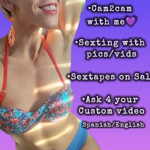 Model - Mitzie Dupree highheels