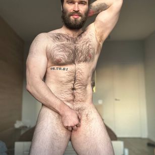 Model - YourPersonalHairyBear muscle