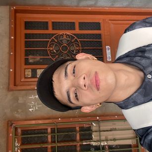 Model - Mike_10 enorme