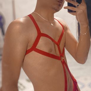 Model - LatinMachoX Feet