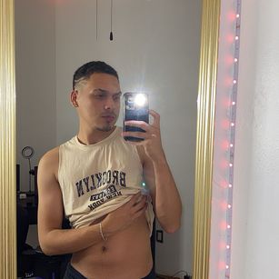 Model - LatinMachoX RolePlay