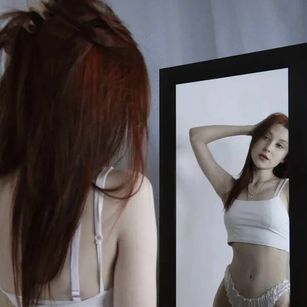 Model - Alicecute feet