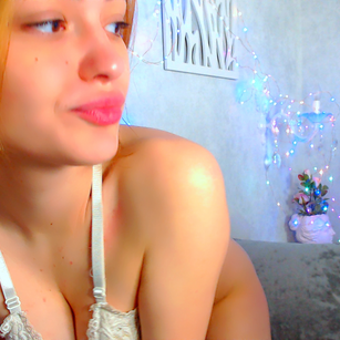 Model - LucyGoldi roleplay