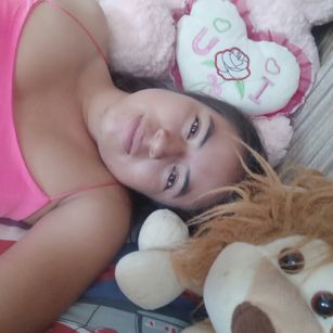 Model - lucia hadid sexyatrativa