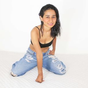 Model - JuliaAndViolet couple