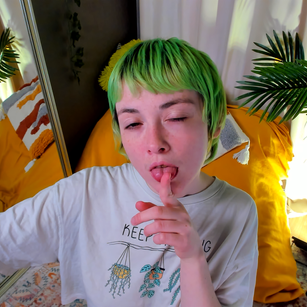 Model - Agathakisa joi