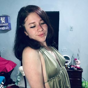 Model - Nicolle Alba spankass