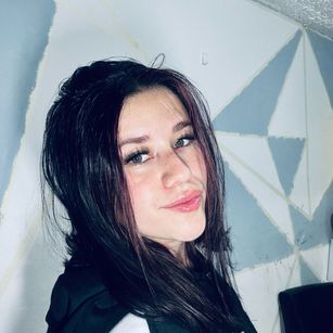 Model - Nicolle Alba teen