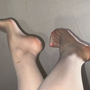 Model - Elizabeth Pandi yoga