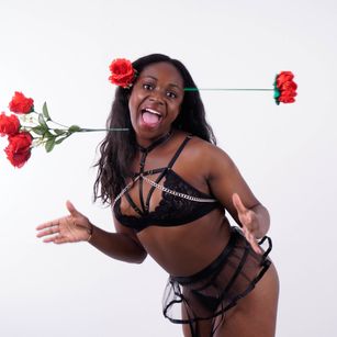 Model - amely fox latina