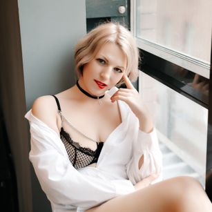 Model - Lady_Luck dirtytalk