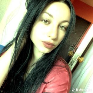 Model - JuicyAlina dirty