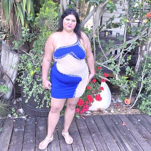 Model - maayanlevi BigAss