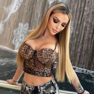 Model - SweetBunny bigboobs